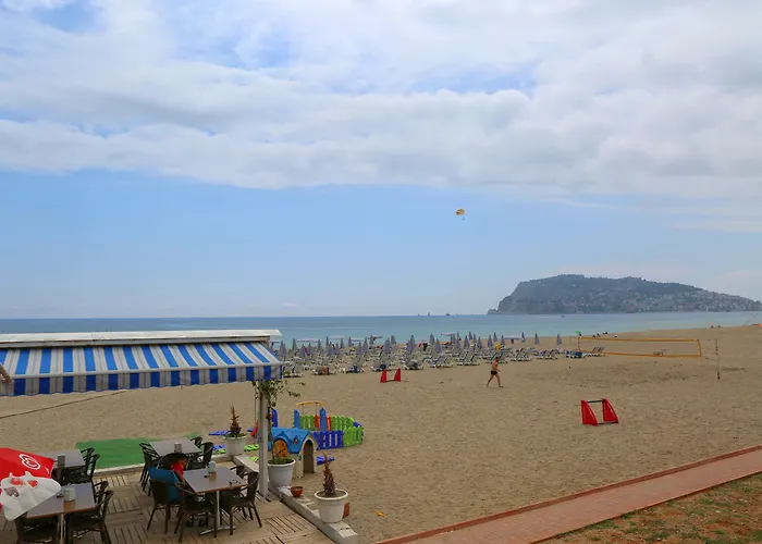 Blue Wave Suite Hotel Alanya, Türkiye